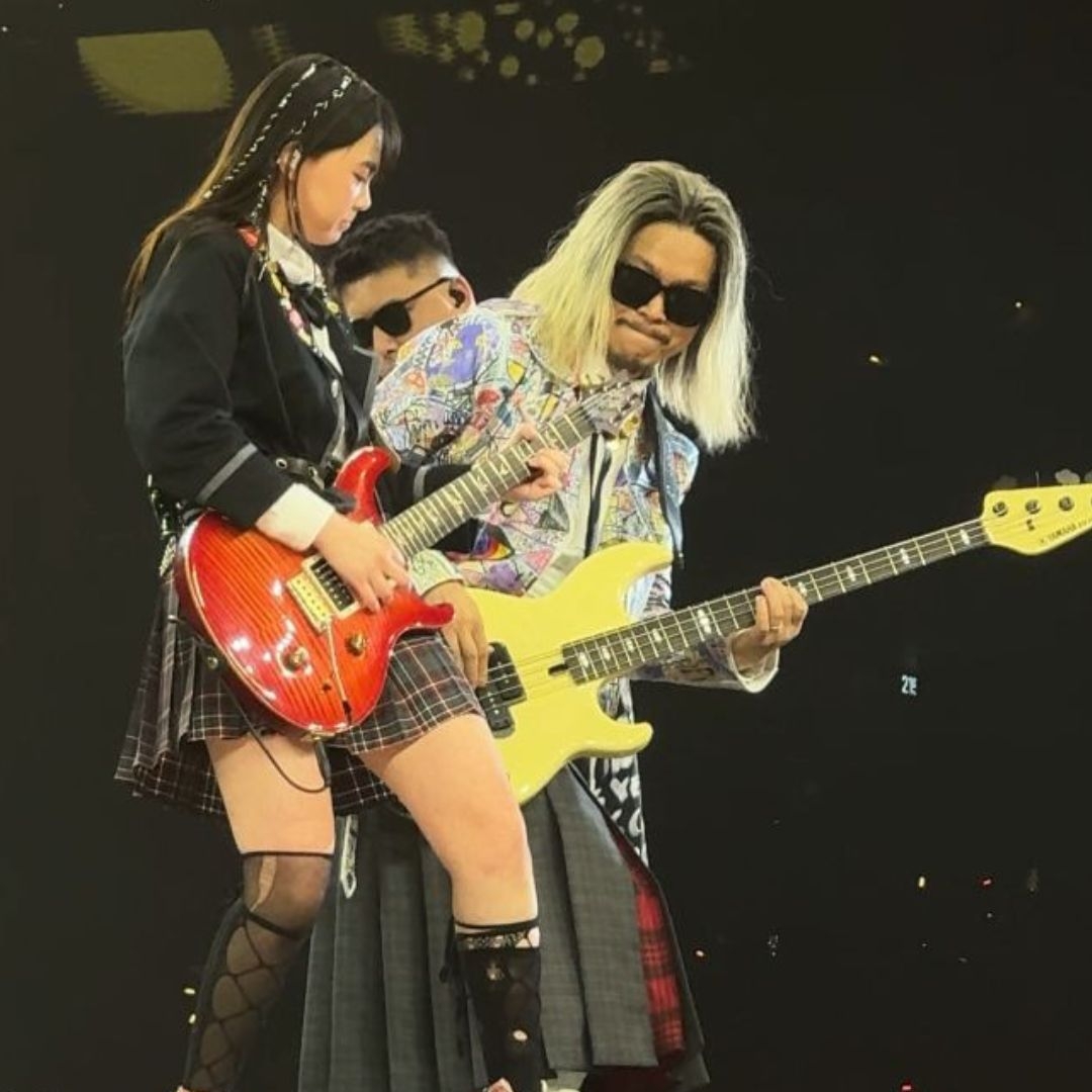 謝霆鋒演唱會17歲女結他手Dale_4