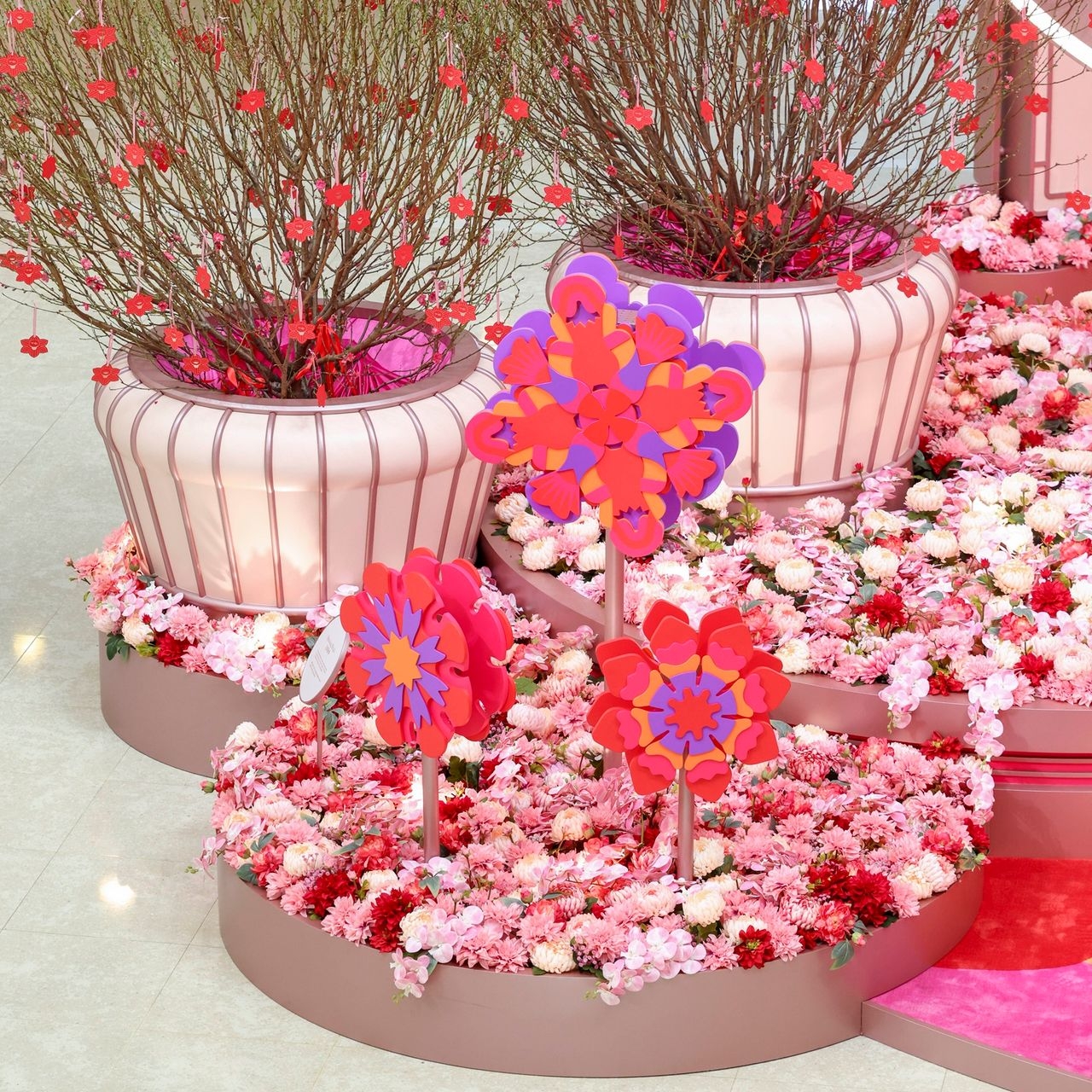 Naíma Almeida_花舞風車