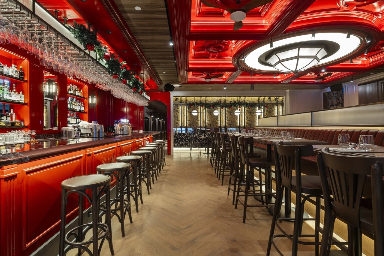 Landau’s Bar