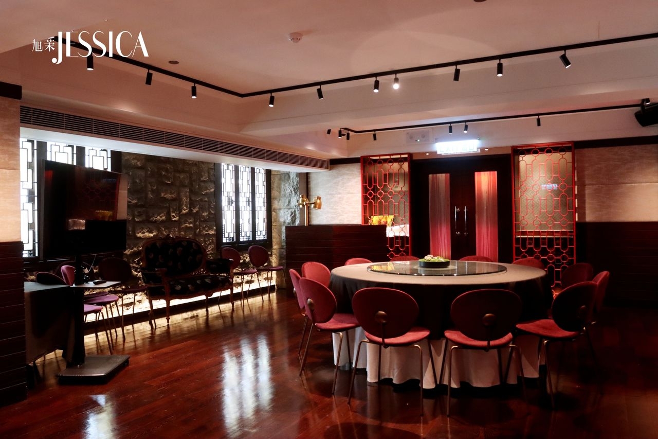 THE品PIN_SALON ON EIGHT