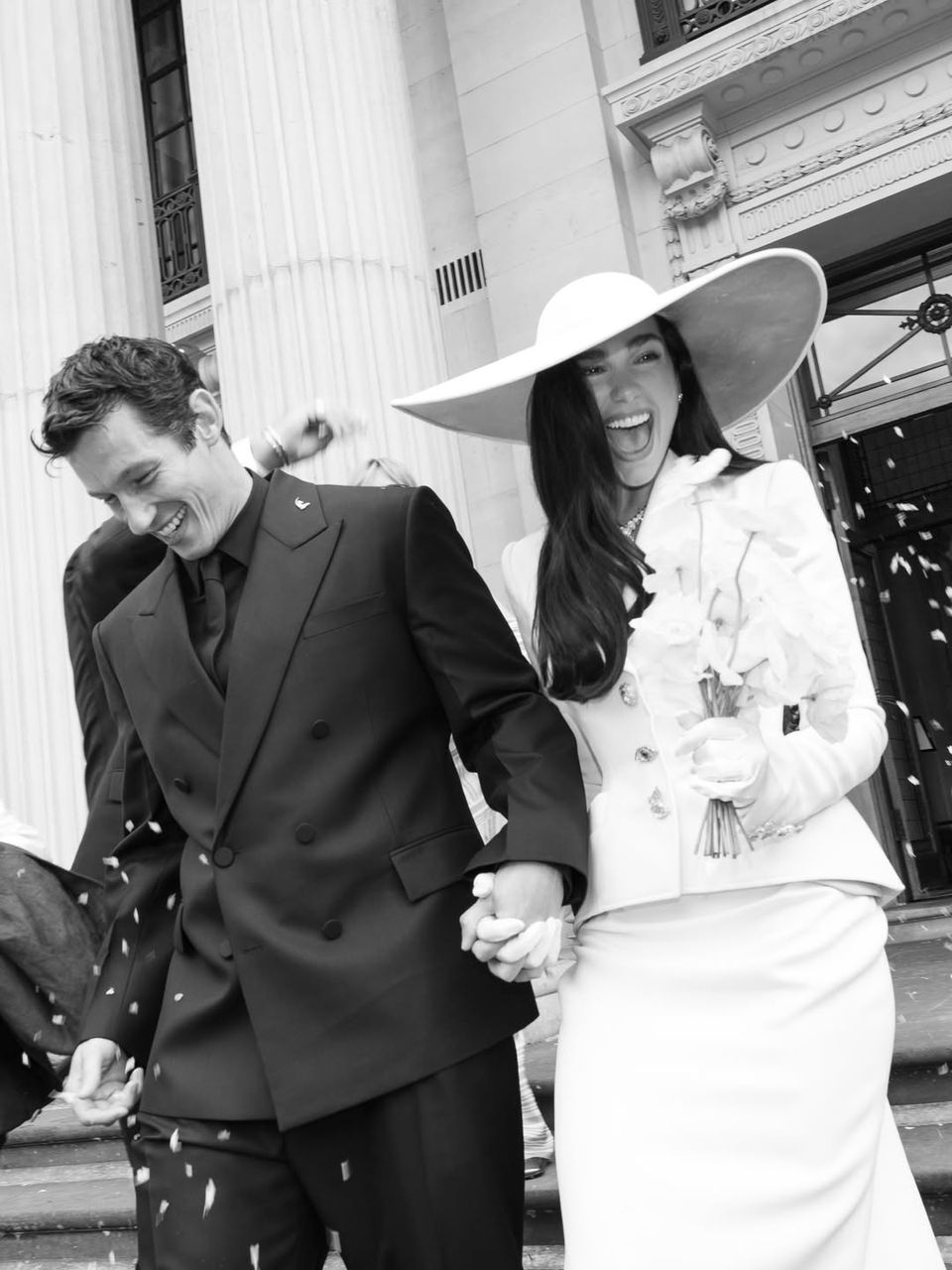 Dua Lipa結婚造型