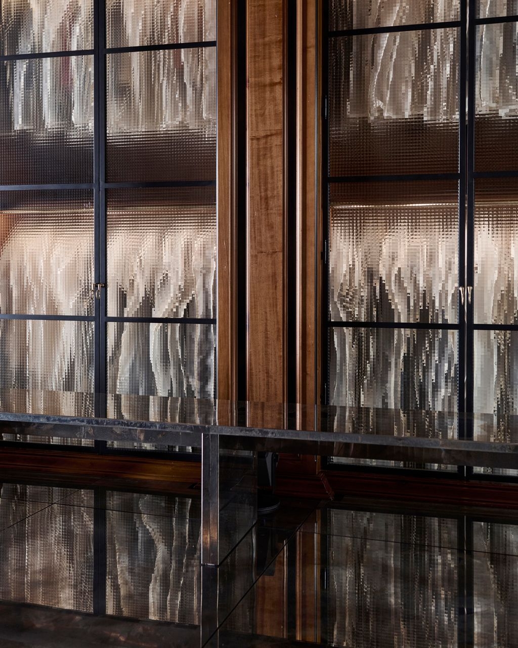 GG_Cruise_Show_Show Space_library