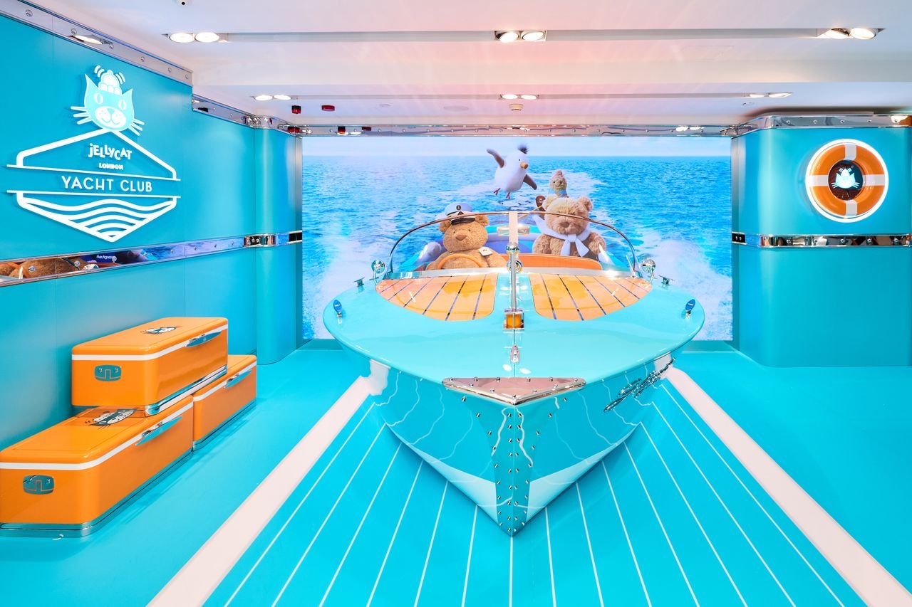 Jellycat_Yacht Club at Lane Crawford Harbour City