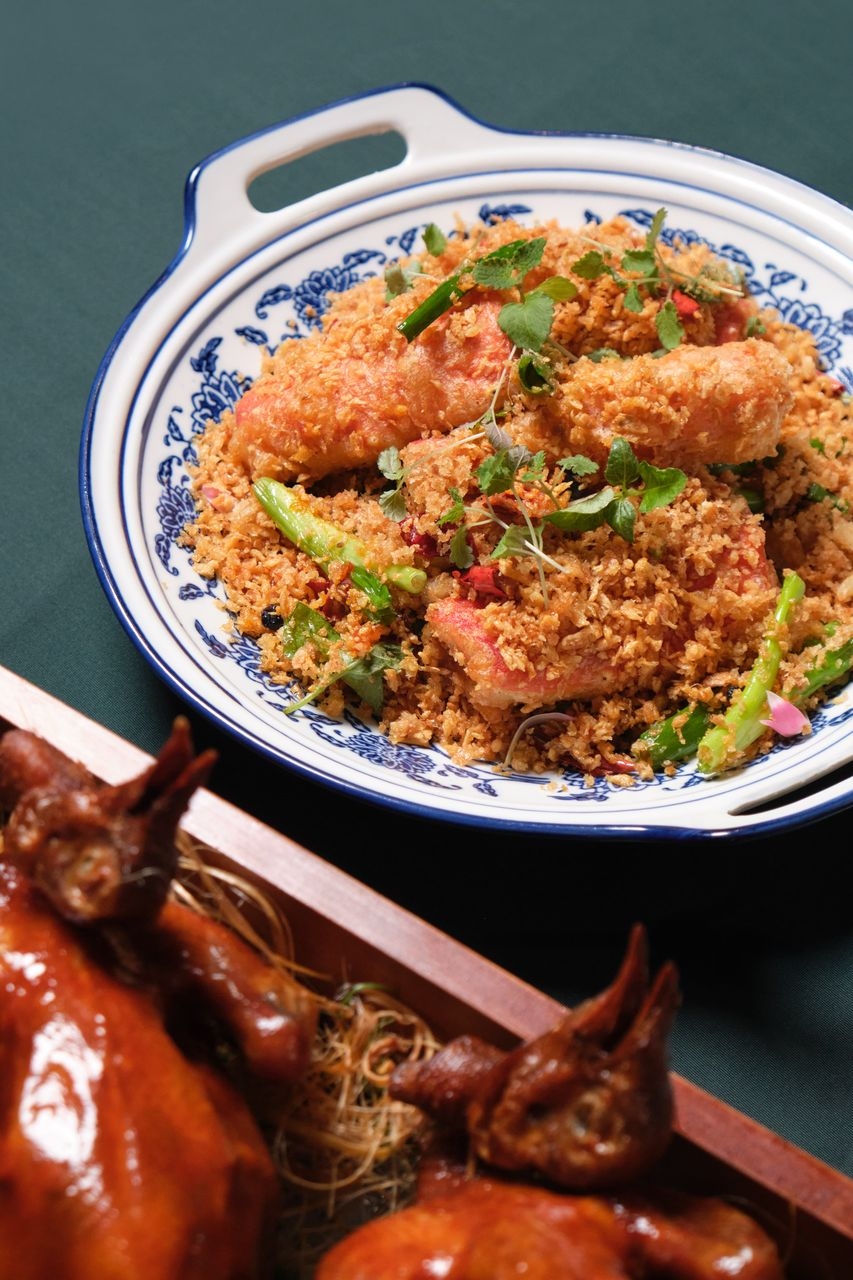 團年飯介2026_避風塘炒阿拉斯加帝王蟹腿