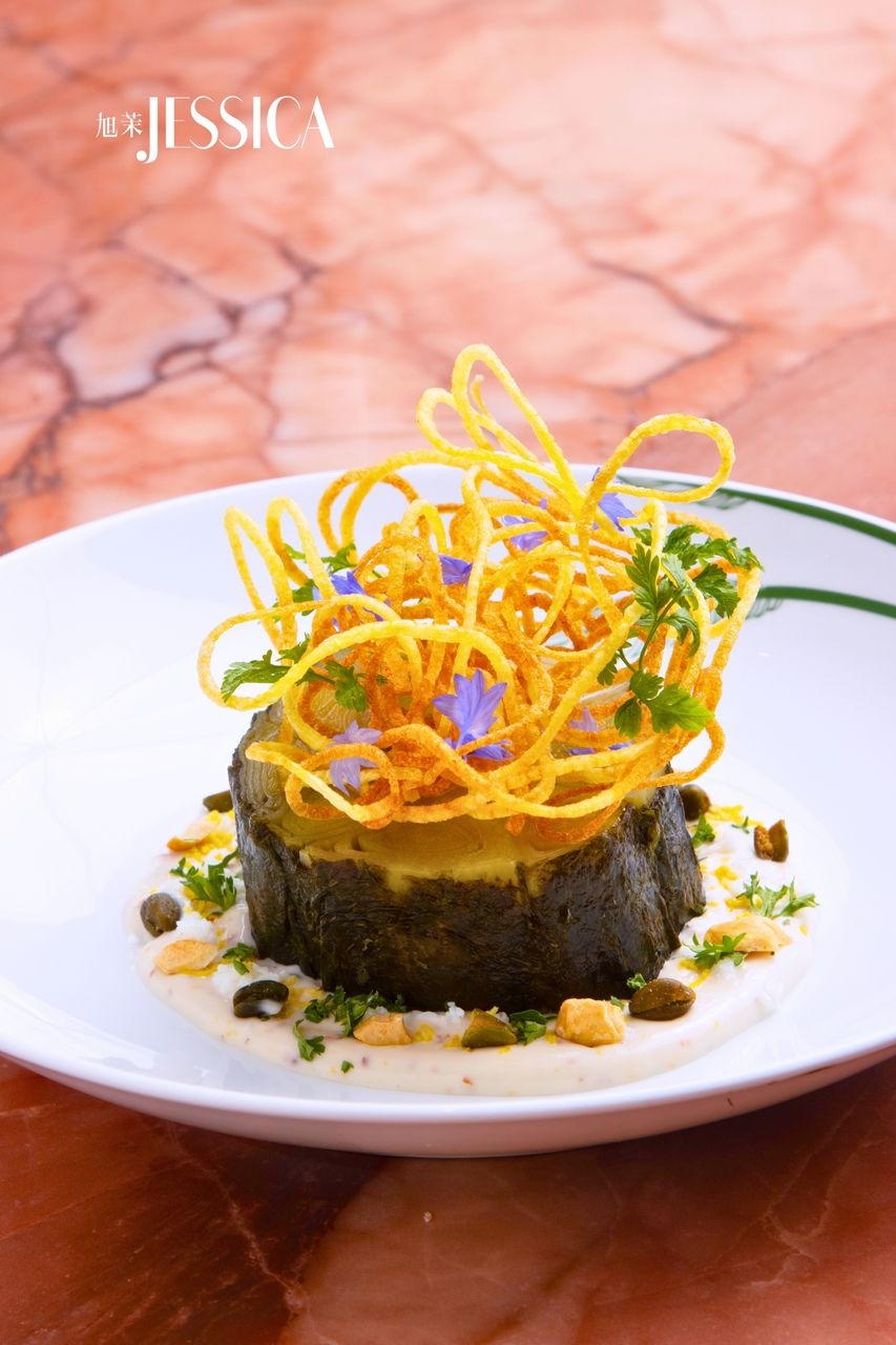 POIREAUX | ESTRAGON_Terrace Boulud