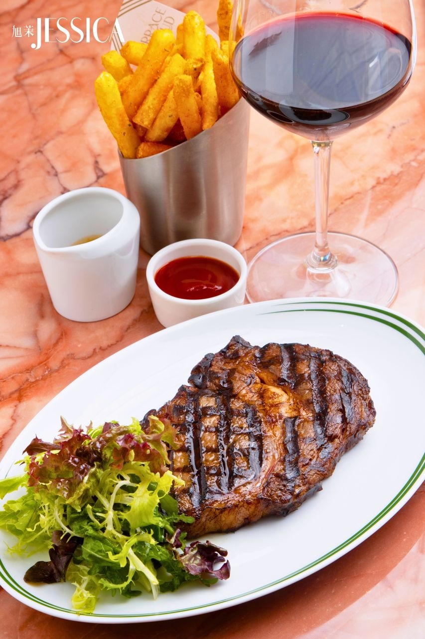 STEAK | FRITES_Terrace Boulud