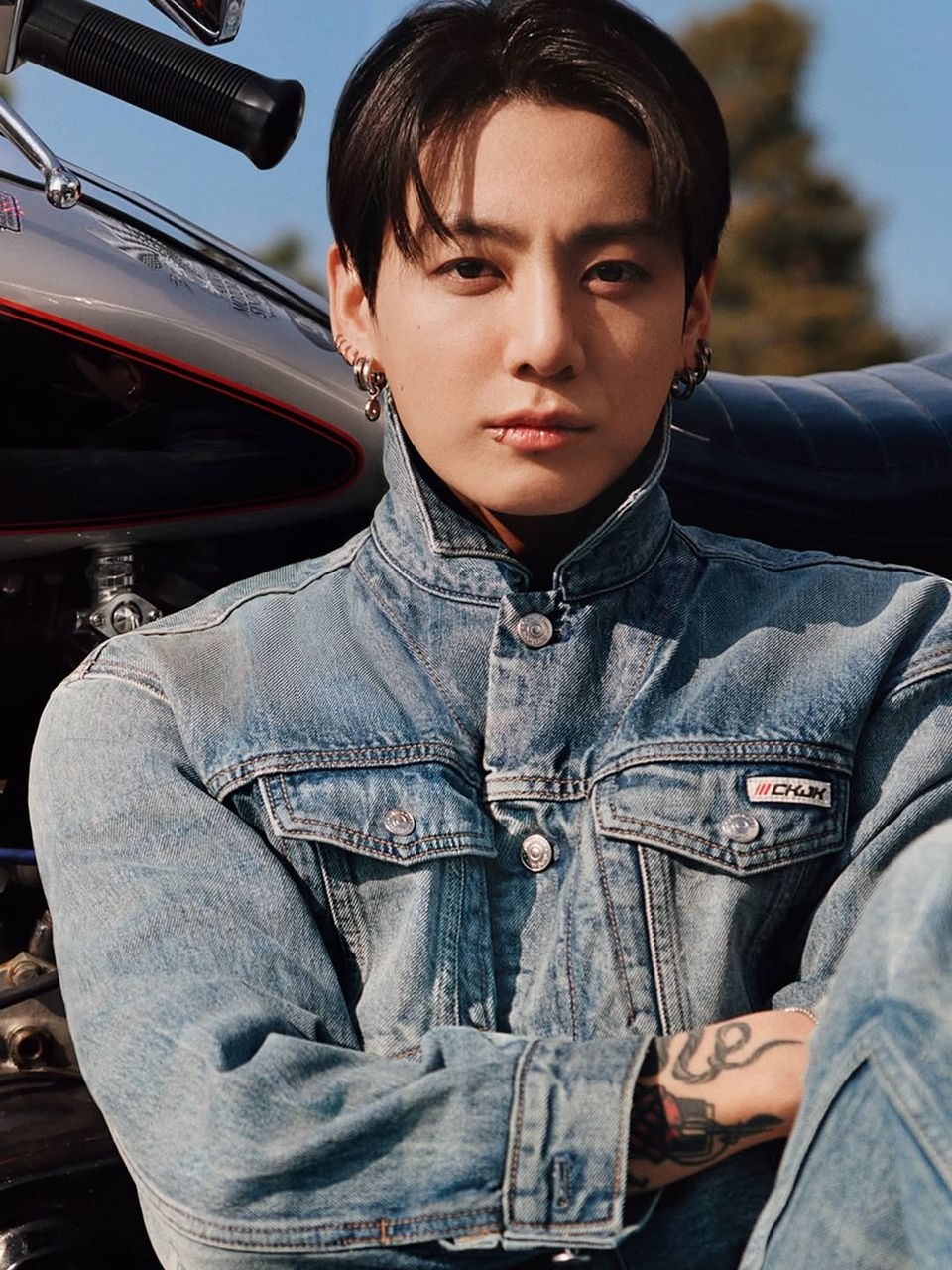 calvin klein田柾国首個聯乘系列